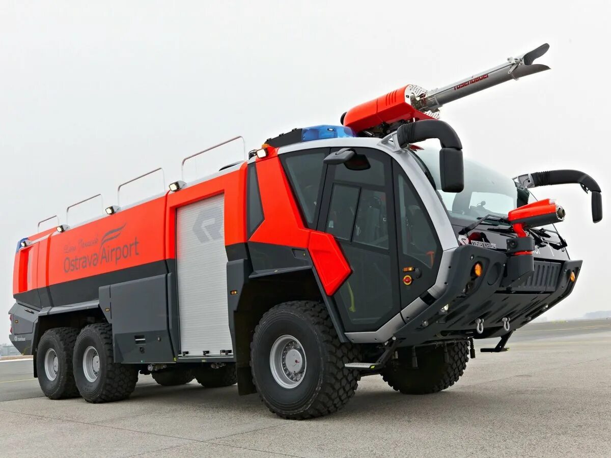 Пожарная машина Rosenbauer Panther. Пожарная машина Rosenbauer Panther 6x6 2021. Пожарная машина Rosenbauer Panther 6x6 2020. Аэродромный пожарный автомобиль Rosenbauer 8x8.