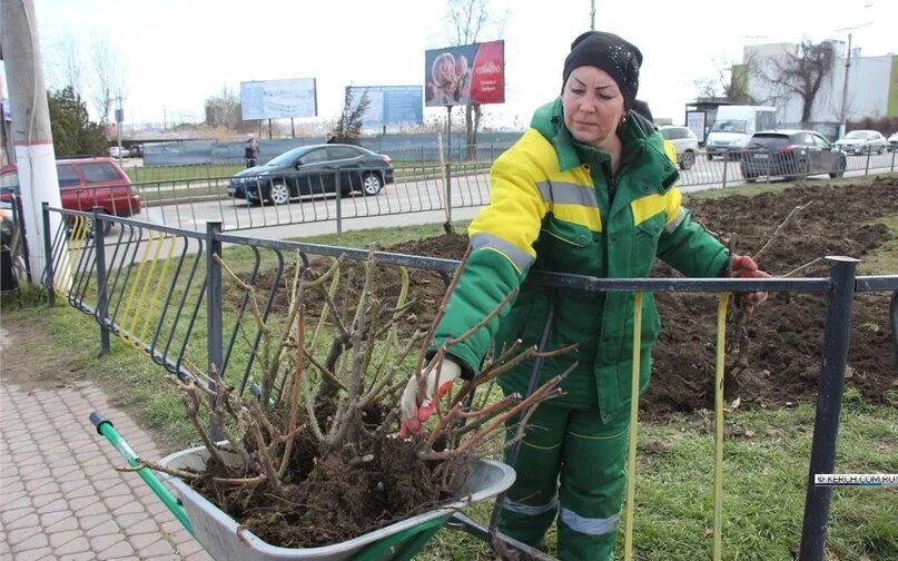 Луганское предприятие приглашает на работу " Администрация города Луганска - Луг