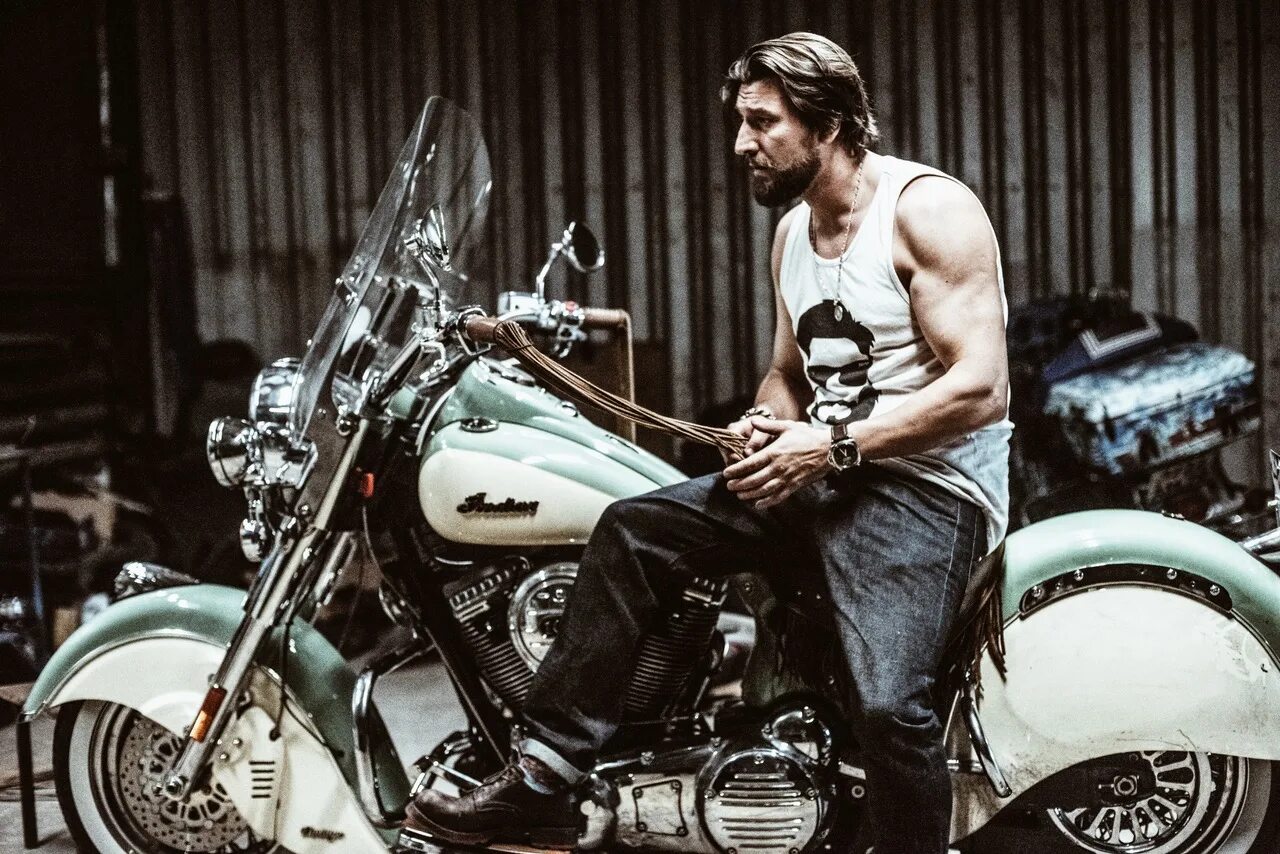 Актер устюгов рост. Александр устюгов 2021. Александр устюгов шилов. Александр устюгов #ekibastuz. Александр устюгов.