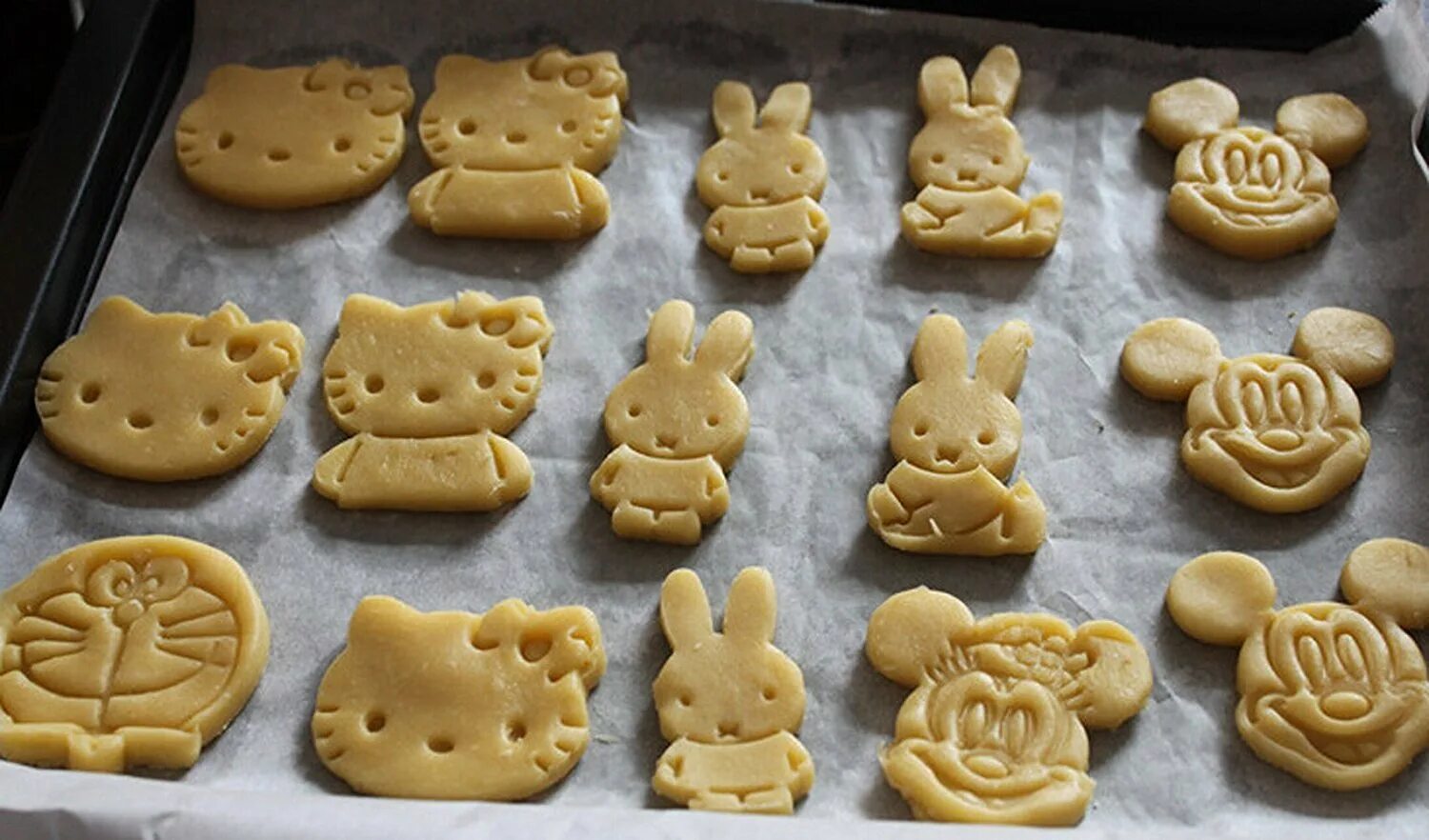 Интересная выпечка для детей. Какую выпечку можно детям. Какую выпечку можно детям. Форма лепки булочек. Какую выпечку можно детям.