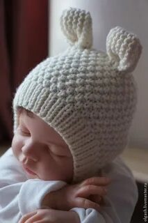Шапка с ушками новорожденной спицами