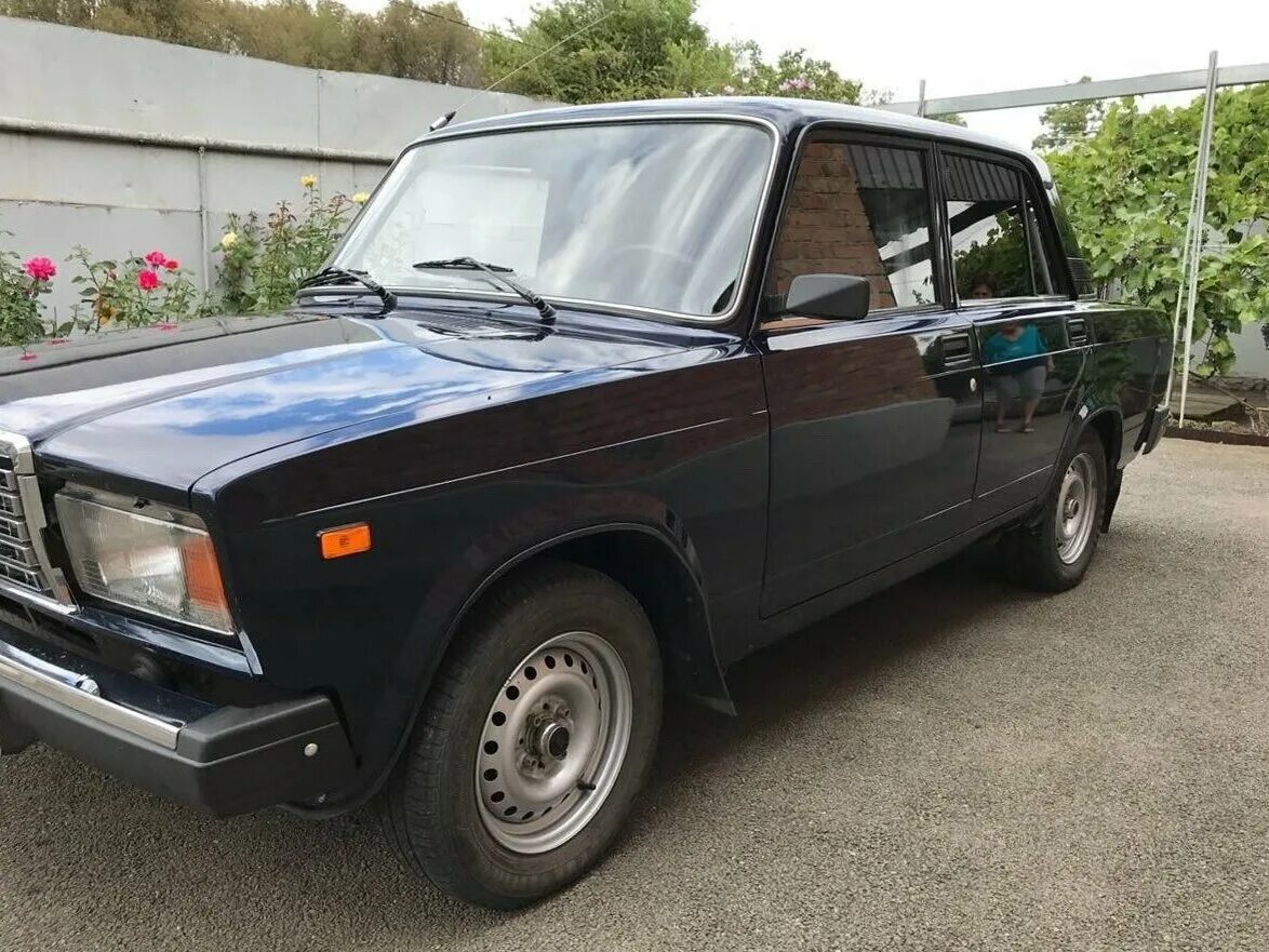 ваз 2107 2007 года. ваз 2107 2012 года чёрный металлик. ваз 2107 2007 год белый. ваз 2107 2009. ваз 2107 инжектор 2010 года.