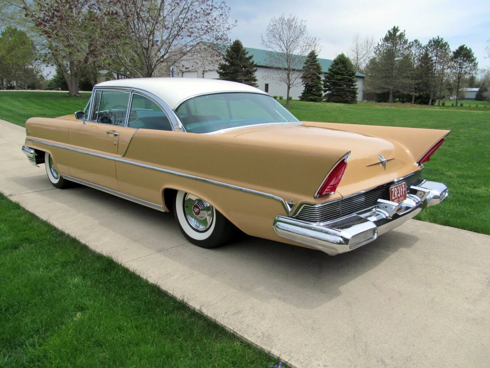 Lincoln Capri 1957. Lincoln Capri Coupe 1957. Линкольн 50-х. Линкольн 60. Пятидесяти машинами