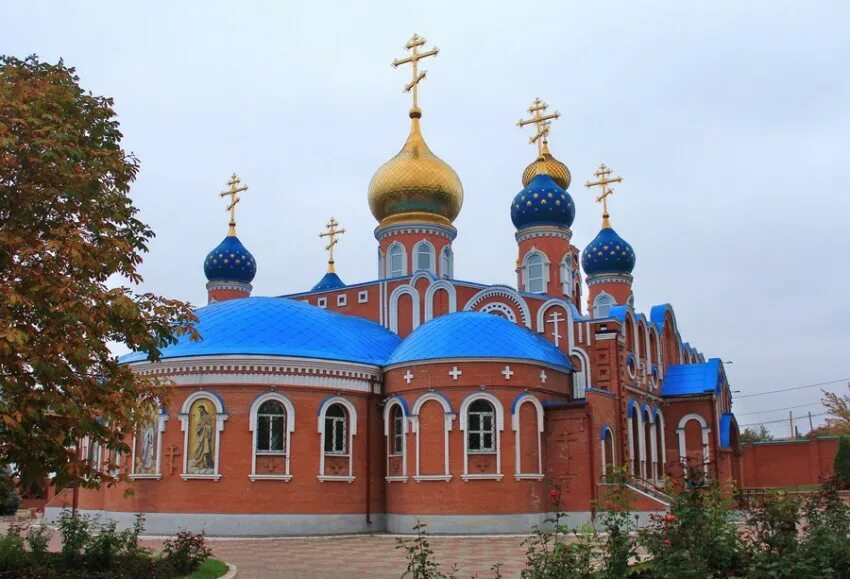 Воскресенск самарская область. Храм села воскресенки. Воскресенский мужской монастырь тольятти. Церковь воскресения христова в самарском воскресенском монастыре. Воскресенский монастырь (самара).