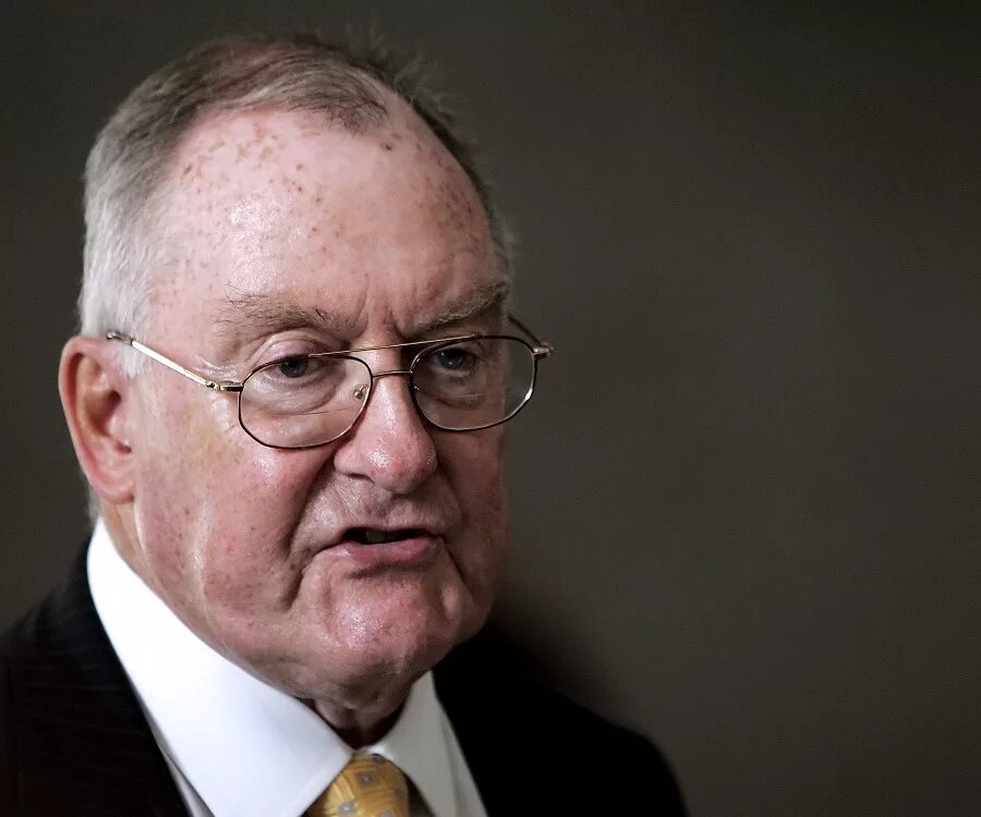 Р х томпсон в молодости. Метью катберт. Актер фред роджерс фото. Р х томпсон в молодости. John r thompson texas.