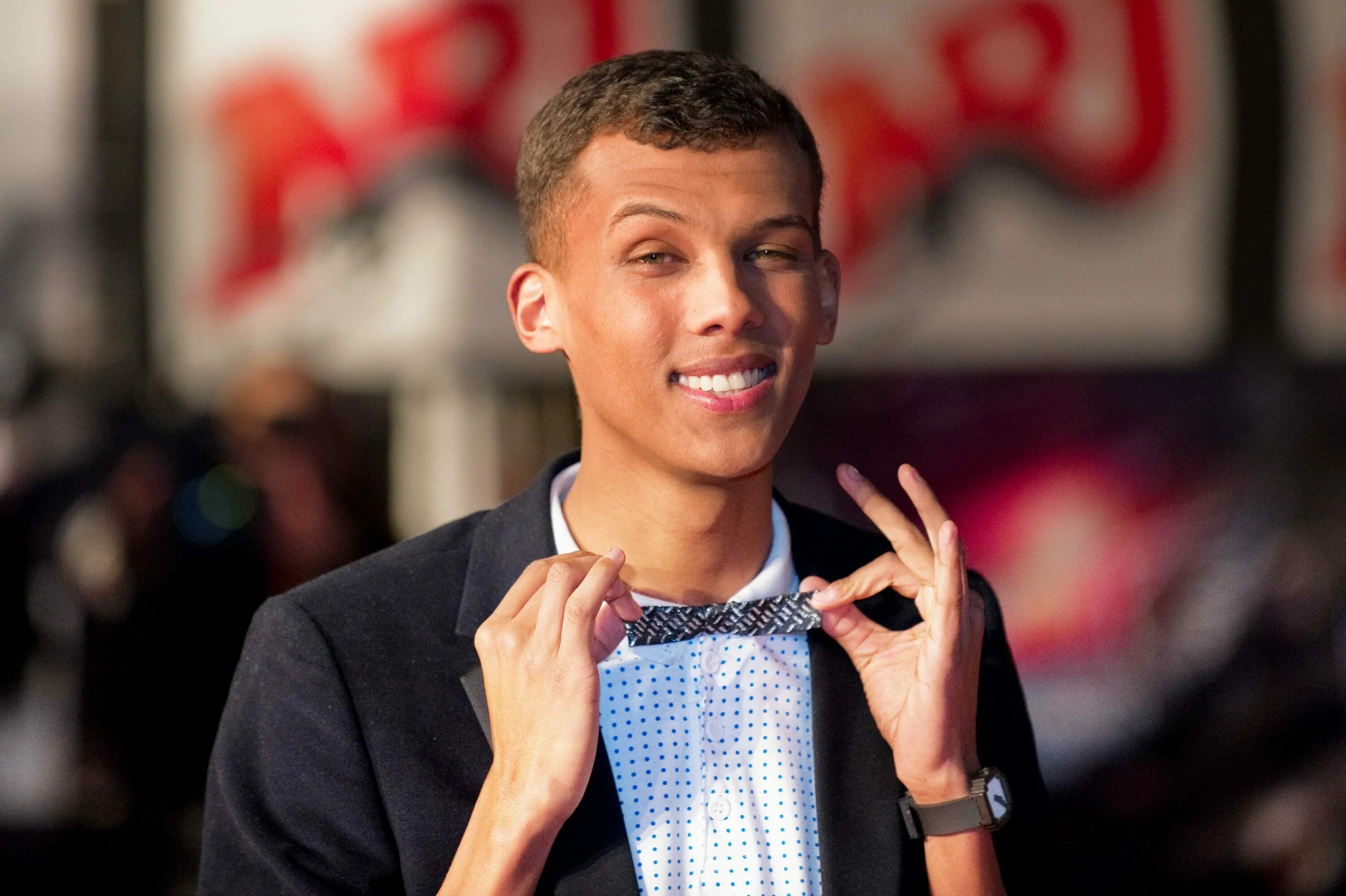 Популярные французские исполнители. Stromae 2022. Стромае певец 2022. Стромае Ленфер. Поль стромае.