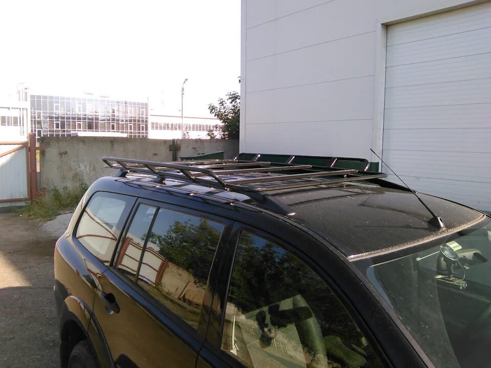 Mitsubishi pajero sport 3 поколения автобокс. Багажник паджеро 4. Mitsubishi pajero sport 2 багажник на крышу. Митсубиси паджеро 3 экспидиционник. Mitsubishi pajero sport 3 экспедиционный багажник.