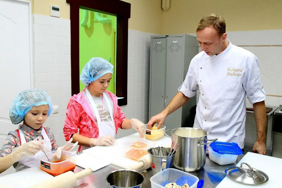 Выбор профессии. Кидбург город профессий зеленоград. Москва детский центр профессий kidzania. Бэби кулинар. Детская кулинарная школа бэби-кулинар, москва.