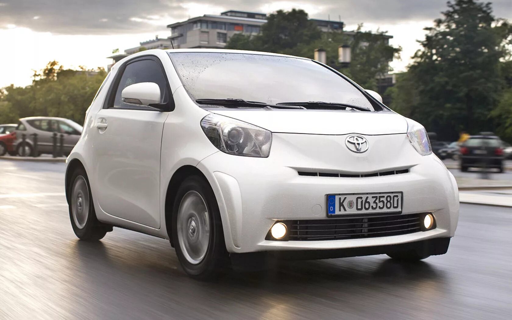 Тойота IQ 2009. Toyota IQ Nismo. Toyota IQ 2018. Toyota IQ 2006.