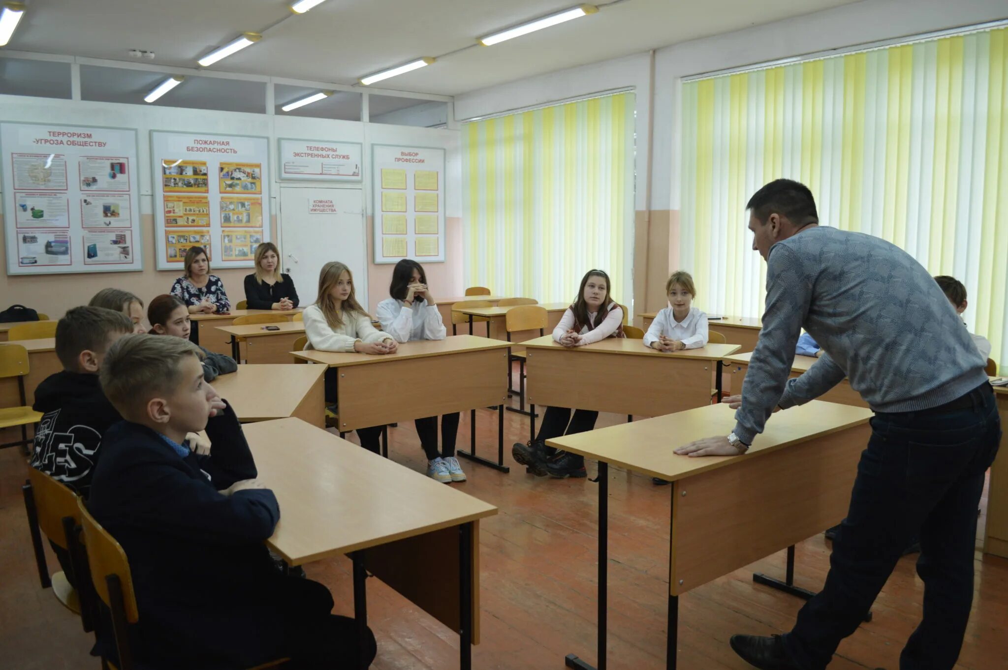 обучающиеся основной школы. электронное портфолио обучающегося. обучающиеся основной школы. образовательные программы основного общего образования. ученики в школе.