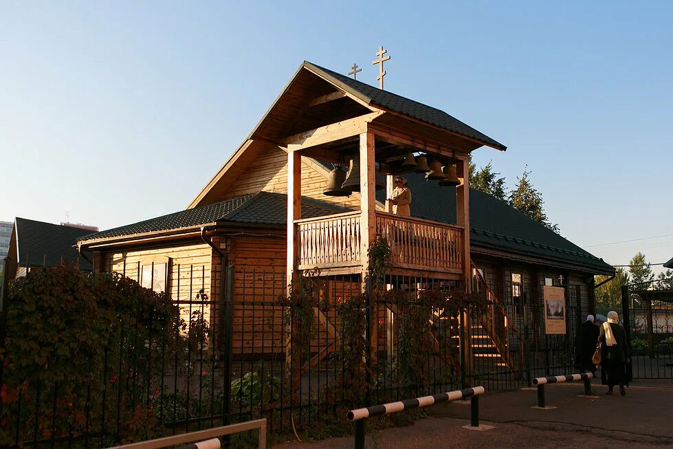 храм преображения господня в старом беляеве. храм иосифа волоцкого на челомея. храм иосифа волоцкого на челомея расписание. мужской монастырь. храм иосифа волоцкого улица челомея 4б.