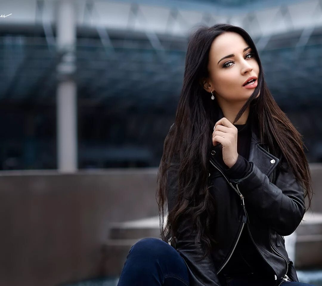 Angelina Petrova. Супер красивую брюнетку