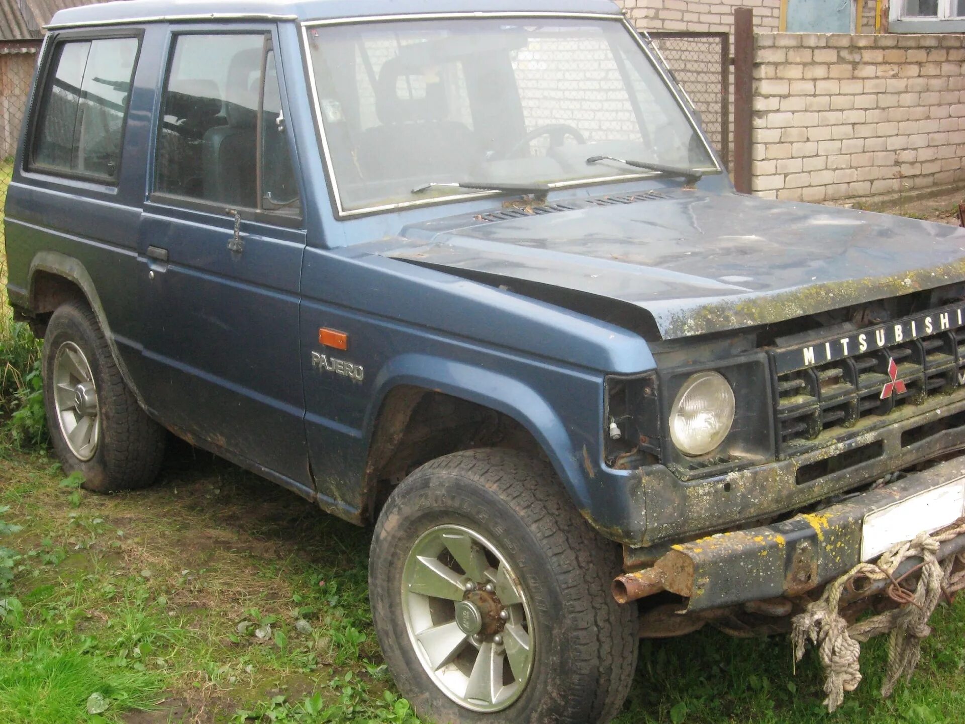 Запчасти паджеро 1. Паджеро 1 сзади. Паджеро 1. Паджеро 1. Кузов паджеро 1.
