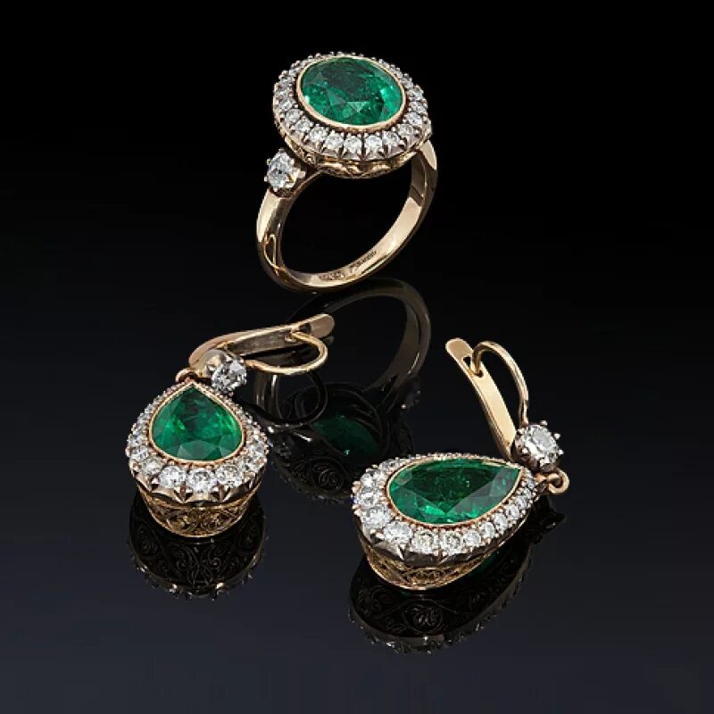 Ювелирные украшения s. Кольцо сапфиры бриллианты de grisogono. Кольцо гризогона сапфиры. Ювелирные украшения s. Piaget изумруд с бриллиантами.