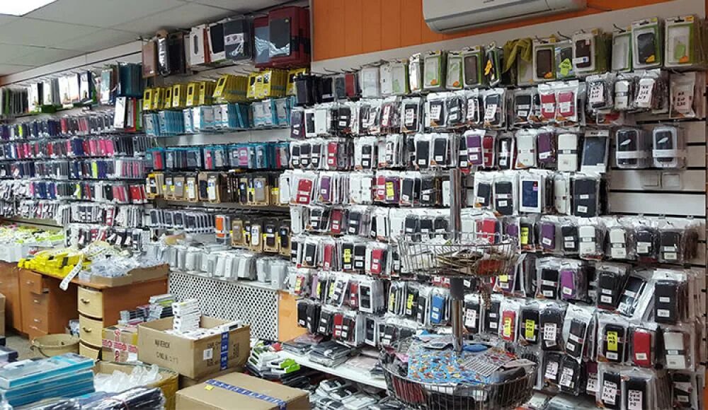 магазин чехлов для телефонов. поставщик prestige аксессуары оптом. склад электроники. магазин чехлов для телефонов. склад мобильных аксессуаров.