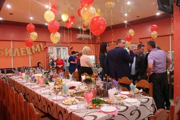 лопатинский сад смоленск кафе. лопатинский сад ул дзержинского 18б. медлен смоленск кафе. цпкио смоленск лопатинский сад. кафе лопатинский сад смоленск официальный сайт.