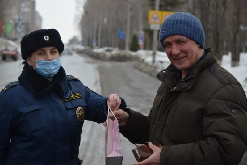 С праздником полиции. Девушка ГИБДД. Полиция Саратов.