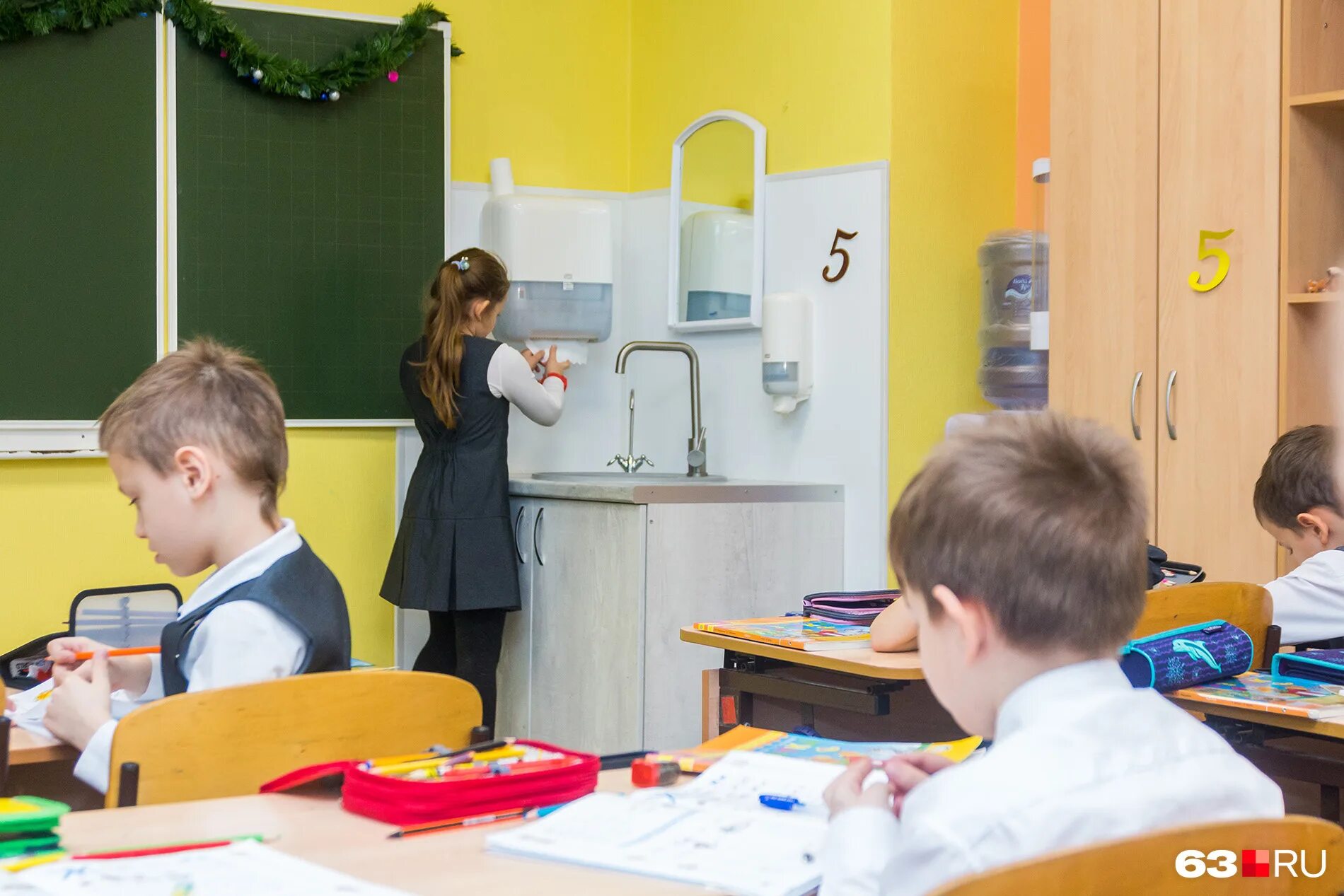 57 школа екатеринбург. изучение языка в самарской области. дети в школе. 11 школа самара.