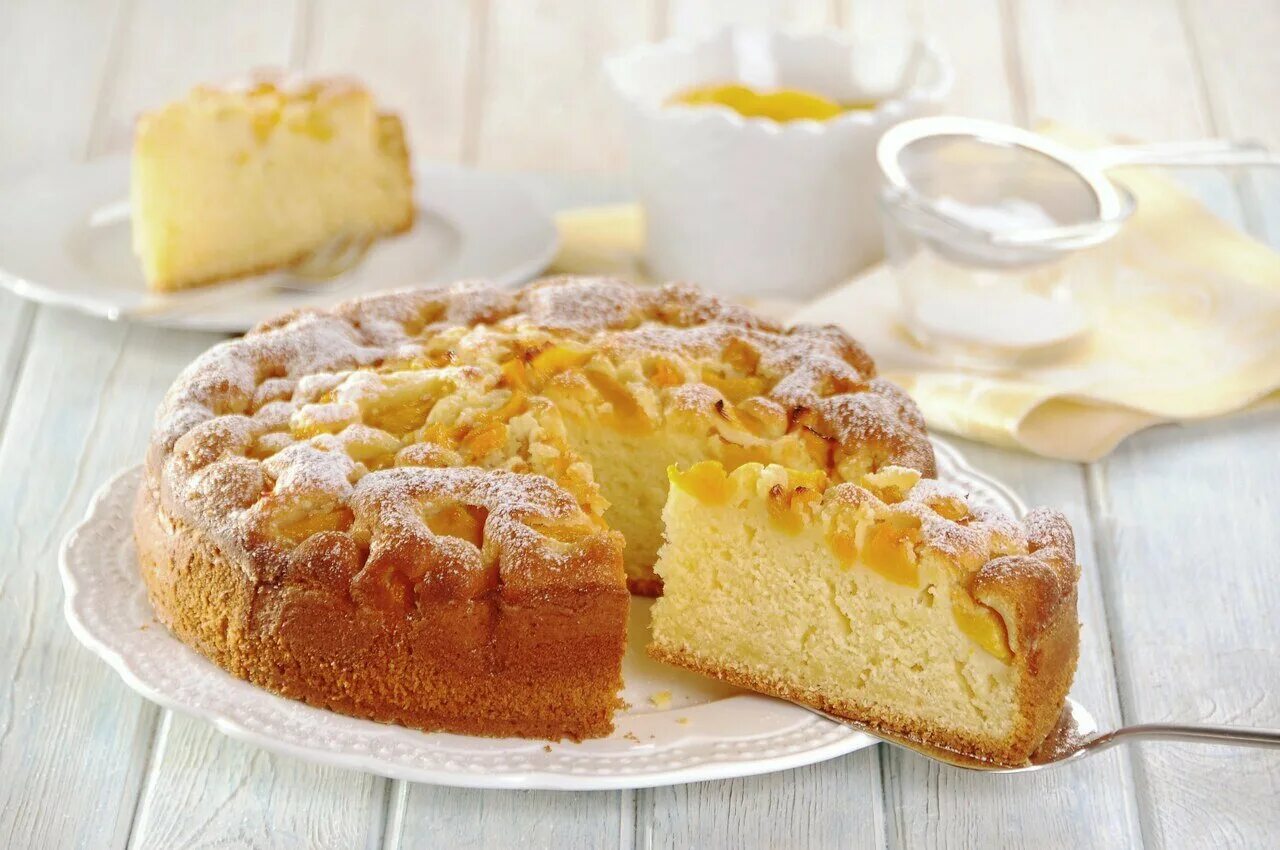 Рецепты сладкого пирога на молоке. Яблочный пирог на кефире в духовке. Открытые пироги с повидлом. Рецепты сладкого пирога на молоке. Пирог с яблоками.