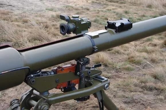 Спутник ваз-21099 черная. Тысяча девятьсот девяносто девять. Ваз-21099 седан. Девяносто девятый песня. 99ый.