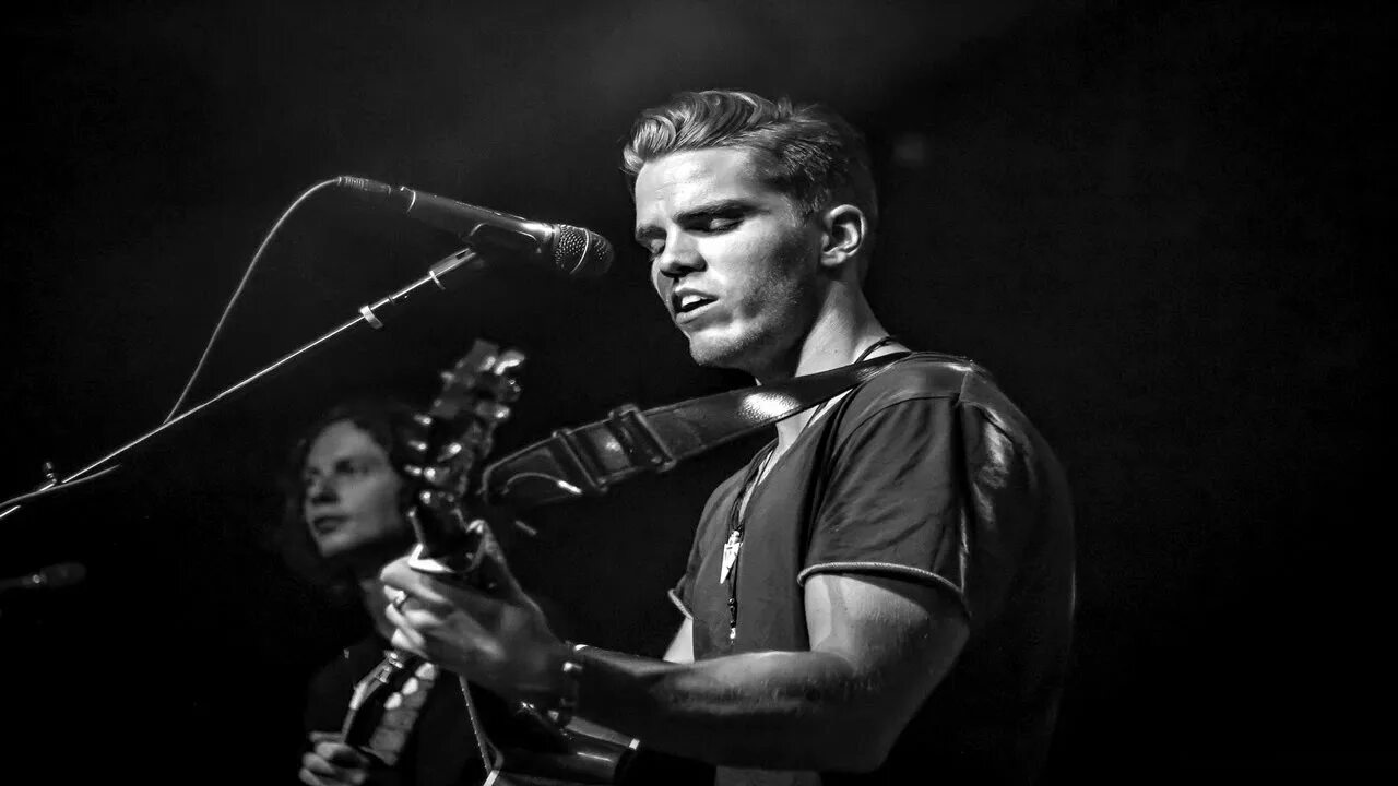 Kaleo way down. Калео way down we go. Kaleo Grammy. Kaleo солист. We down we go mp3