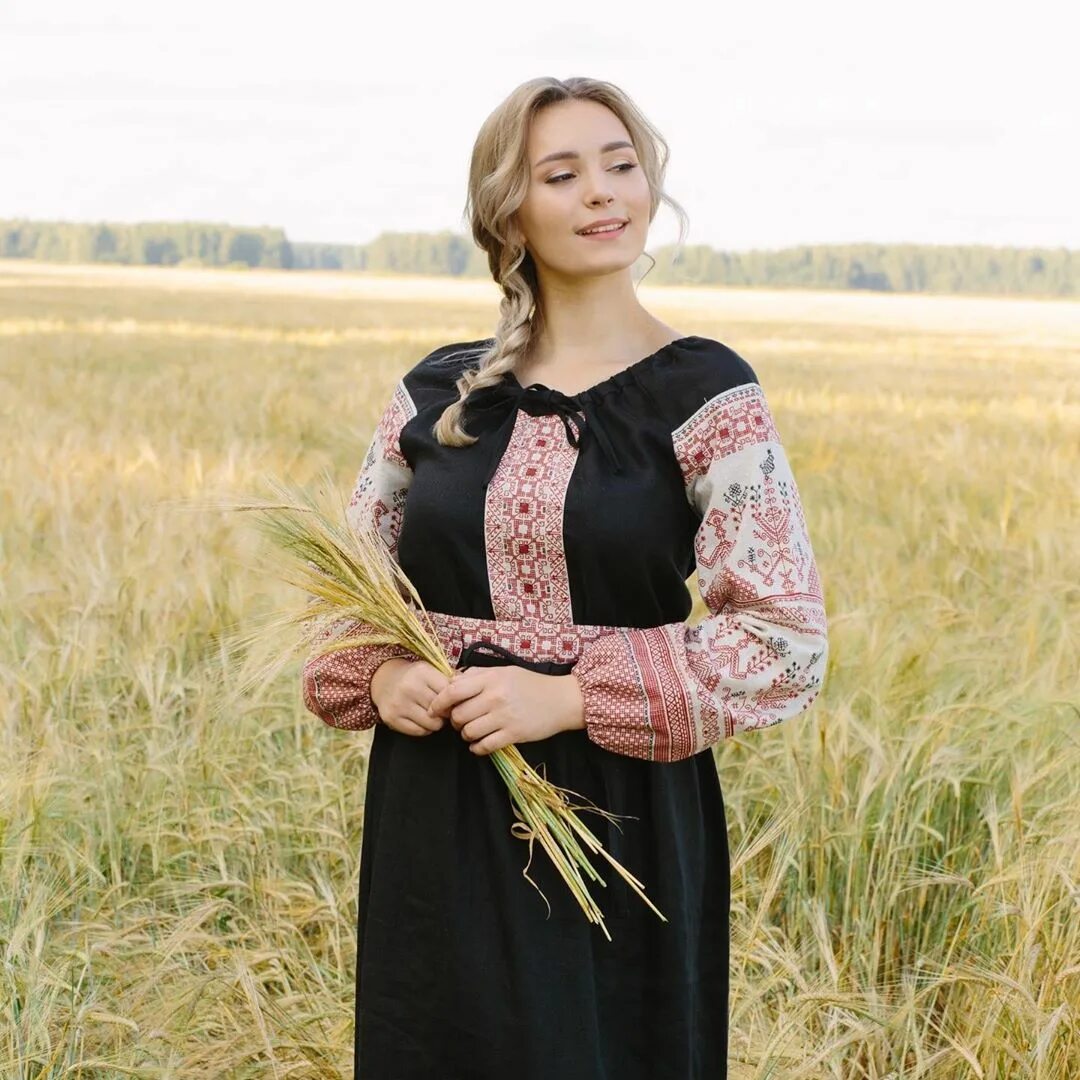 старославянское платье. славянска одежда. славянска одежда. славянска одежда. славянский костюм женский.