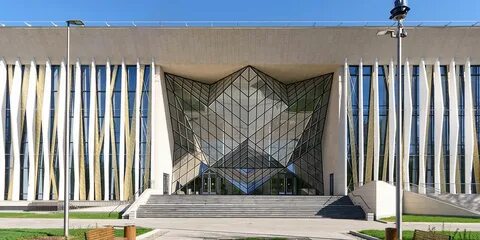 Дворец кристалл
