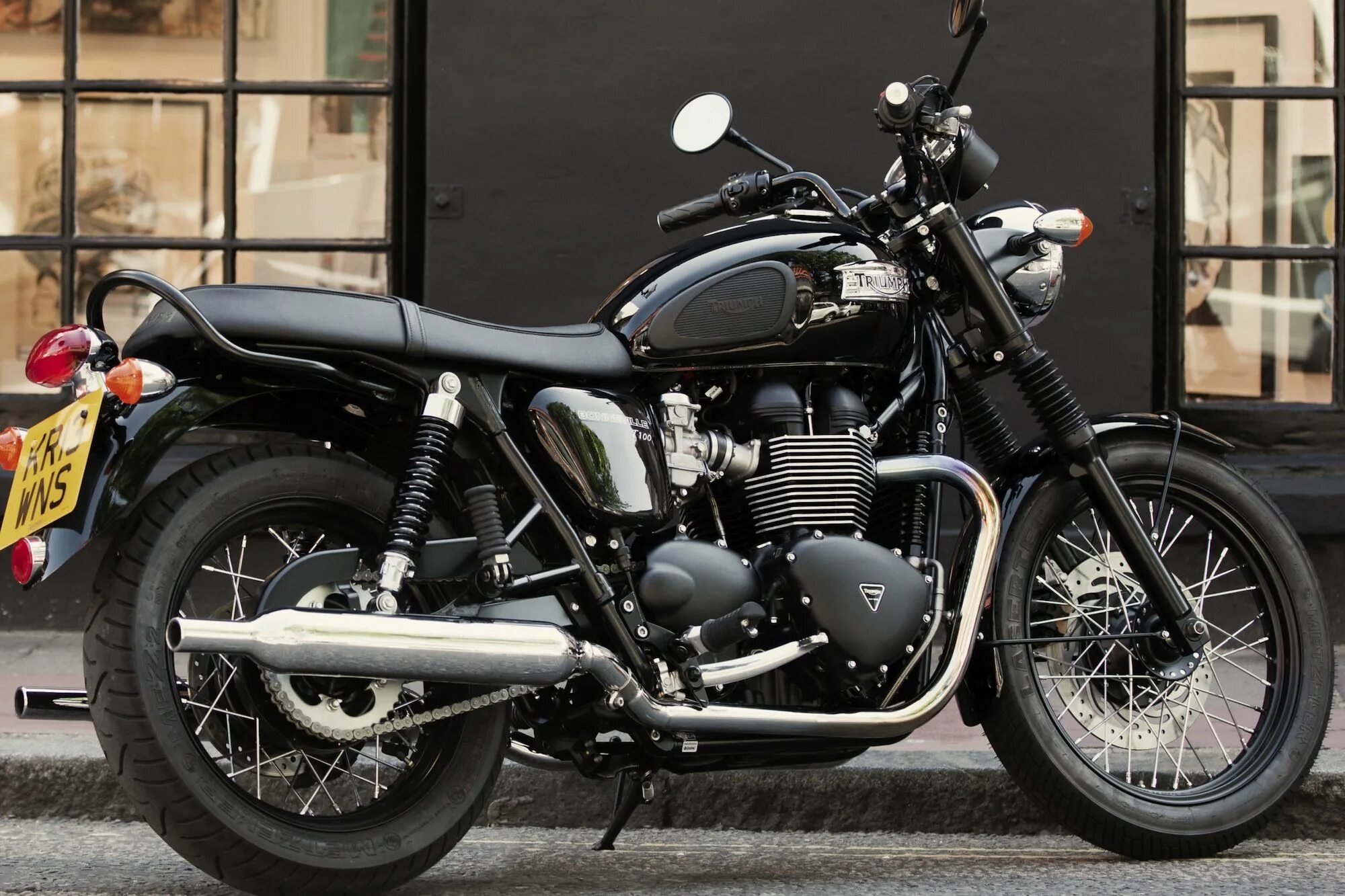 Triumph Bonneville Triumph motorcycles, Triumph bonneville, Steve mcqueen triump