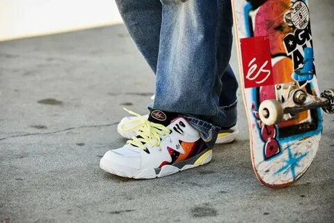 Skateboarding shoes