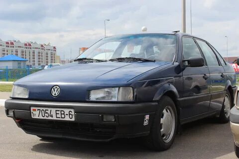 Пассат 1990 г