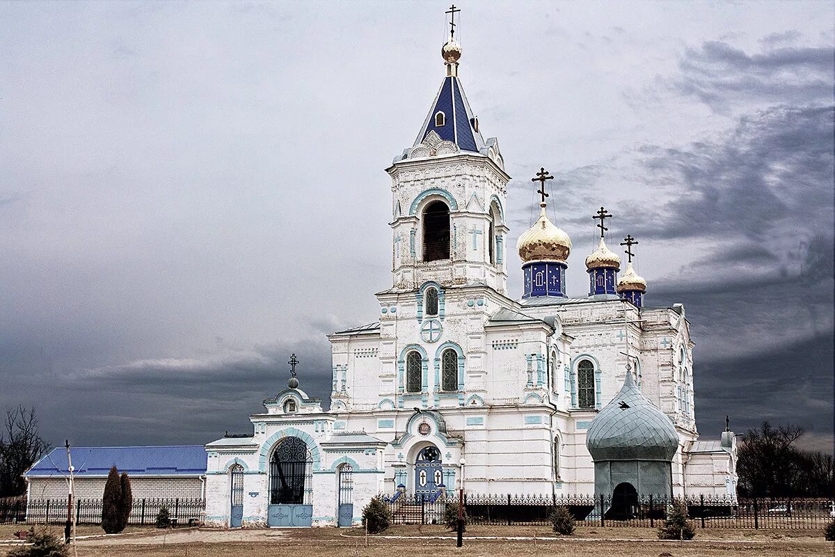 Храм станица Успенская Белоглинский район. Станица Успенская Белоглинского района. Станица Успенская Белоглинского района Краснодарского края. Станица Успенская Белоглинского района Краснодарского края храм.