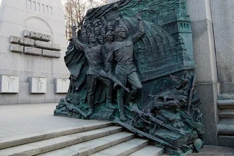 Где можно найти памятник