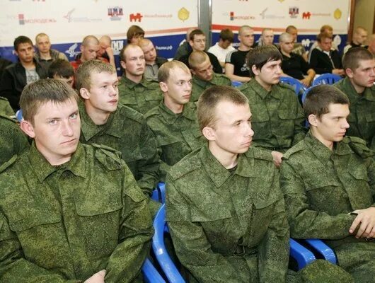 Почему срочники в белгороде. Солдат срочник фото. Призывники в белгородской области. Призывники 2022. Срочники в белгороде.