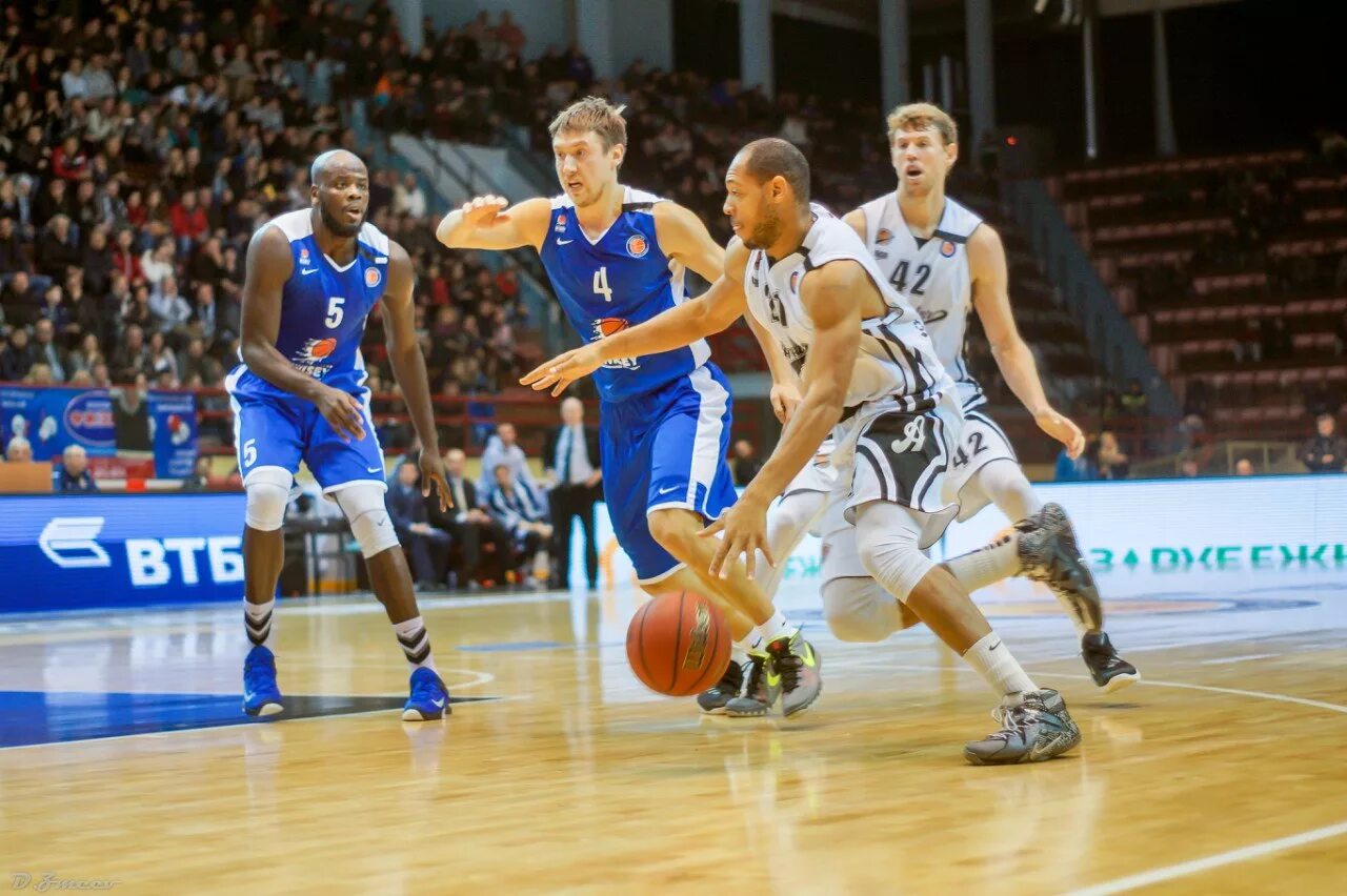 Автодор на куйбышева. Бк автодор илья. Джерон джонсон автодор. Автодор состав. Ск автодор ильдар.