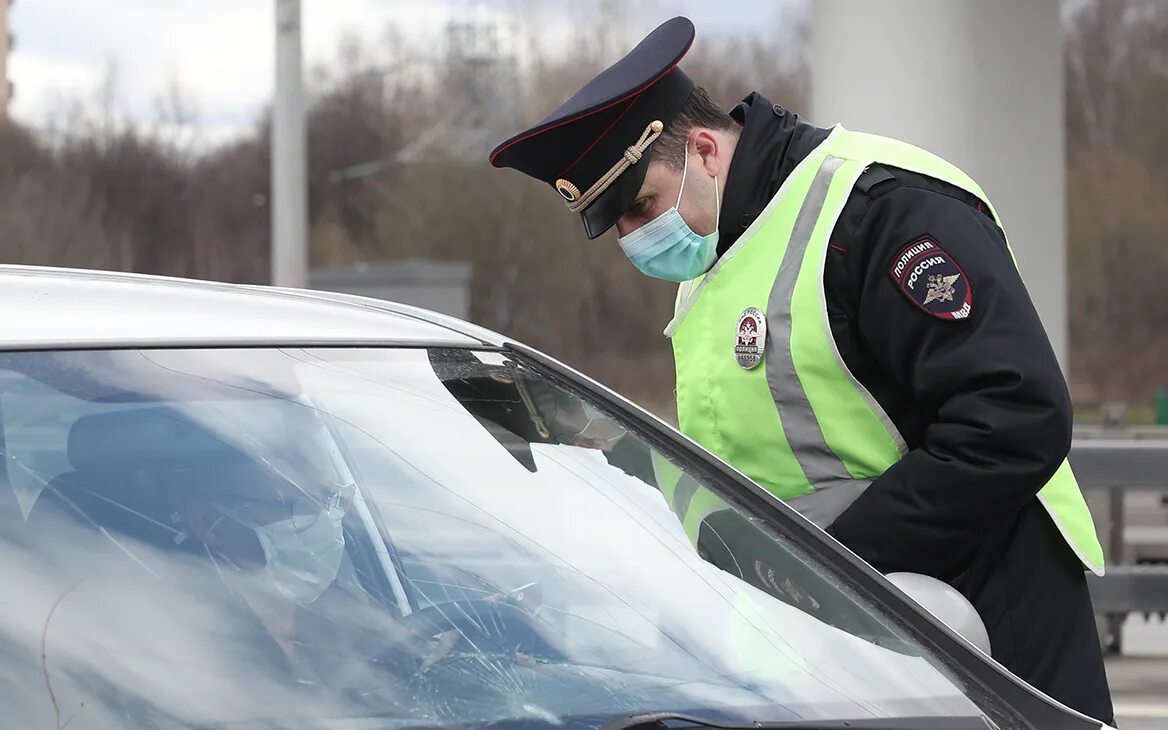 Штрафы дорожного движения. Административное нарушение штраф. Штрафов нарушение правил движения. Гаишник. Таблица штрафов гибдд 2023.
