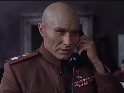 Киноэпопеи освобождение и назовите ее режиссера