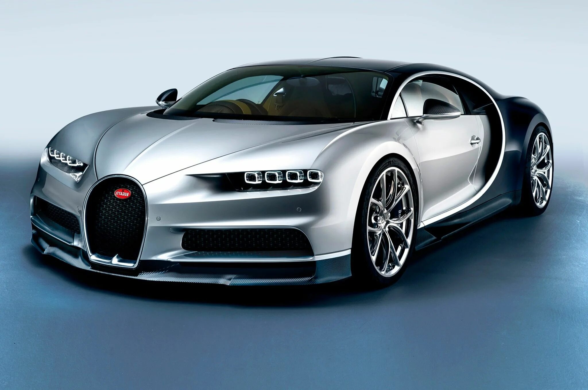 Bugatti eco. Бугатти ЧИРОН. Бугатти ЧИРОН 2017. Бугатти Вейрон 2017. Bugatti Chiron Silver.