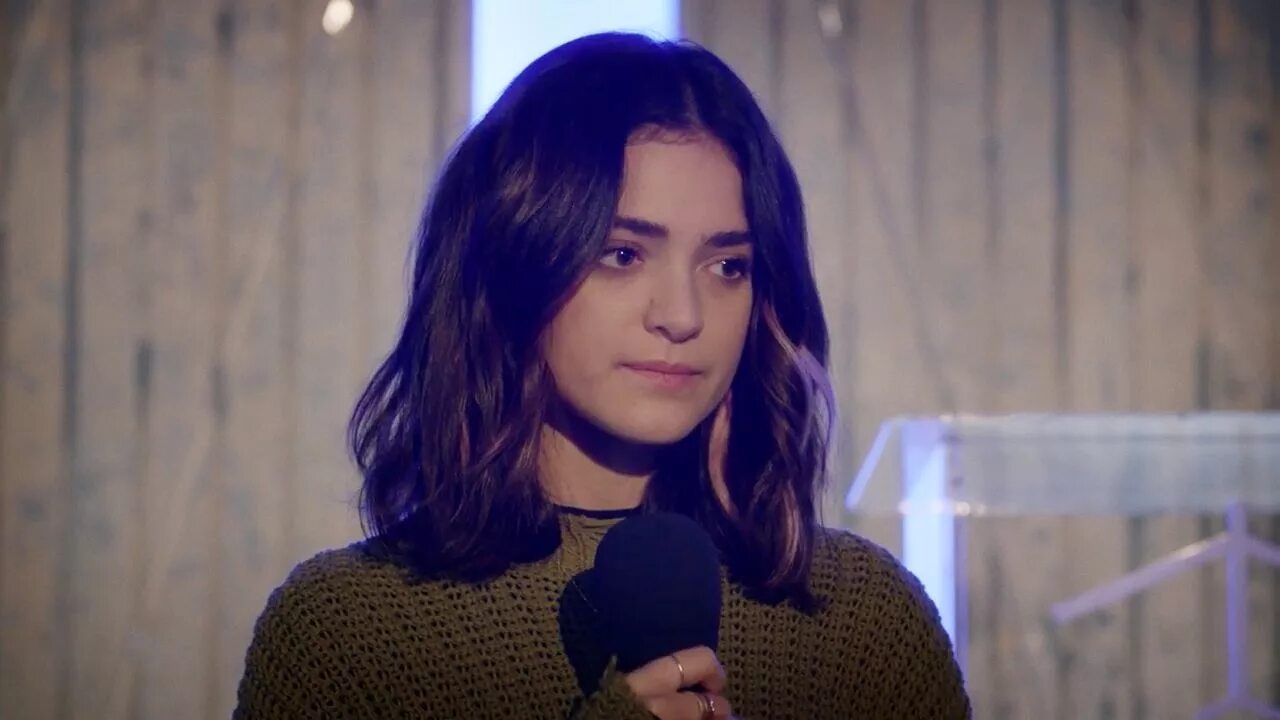 Манифест зик. Сериал манифест олив. манифест 3 сезон 2 серия. манифест оливия. оливер стоун манифест.