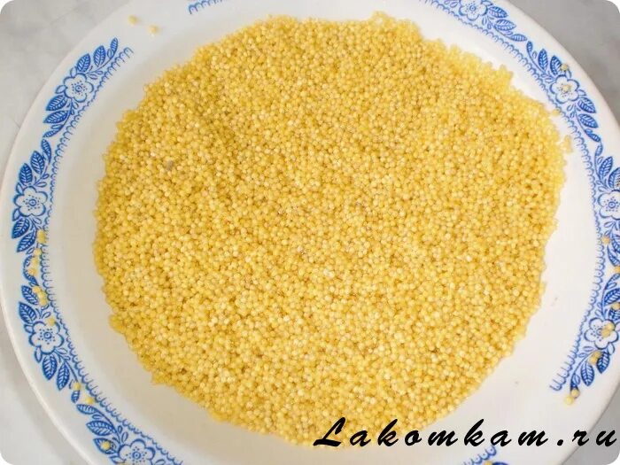 пшённая каша на воде. каша пшенная молочная жидкая. пшенная каша nordic. пшеничная каша с молоком. пшённая каша на молоке в мультиварке.