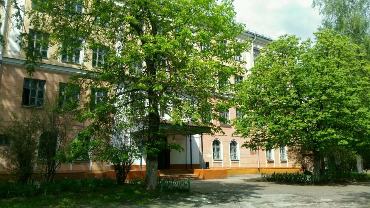 улица рихарда зорге г тула. центр образования 37 детский сад тула. центр образования 42 тула. школа 1 тула. мбоу гуманитарно-математический лицей тула.