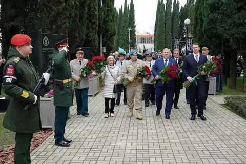 Адлер открыли