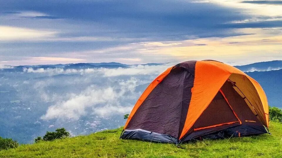 Travel camping. Палатка Camping Tent. Палатка Totem Summer 2 Plus. Миркампинг 2022 палатка. Палатка туристическая Outdoor Tent.