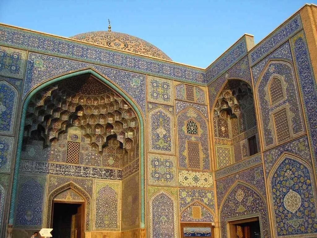 Мусульманские сооружение. Мечети Ирана Isfahan. Мечеть имама Иран искусство среднего Востока. Иран мечеть Насир-Аль-Мульк. Мечеть Занджана Иран.