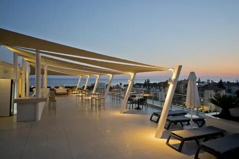 Side square hotel 4