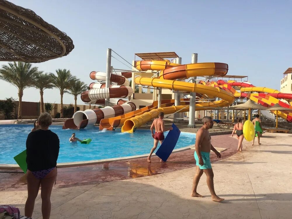 El karma aqua beach resort египет. Нубия Аква Бич Резорт аквапарк Хургада. Нубиан Аква Бич Резорт 4. Нубия Аква Бич Резорт 4 Хургада. Эль карма Бич Резорт Хургада.