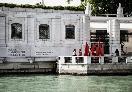 Museum her