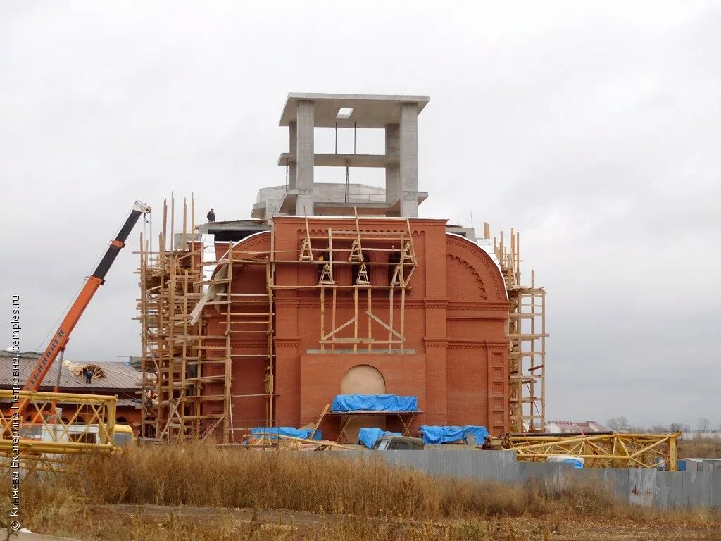 Храм николая чудотворца в южном городе. Храм в южном городе. Церковь николая чудотворца южный город. Храм в южном городе. Южно-сахалинск храм рождества.