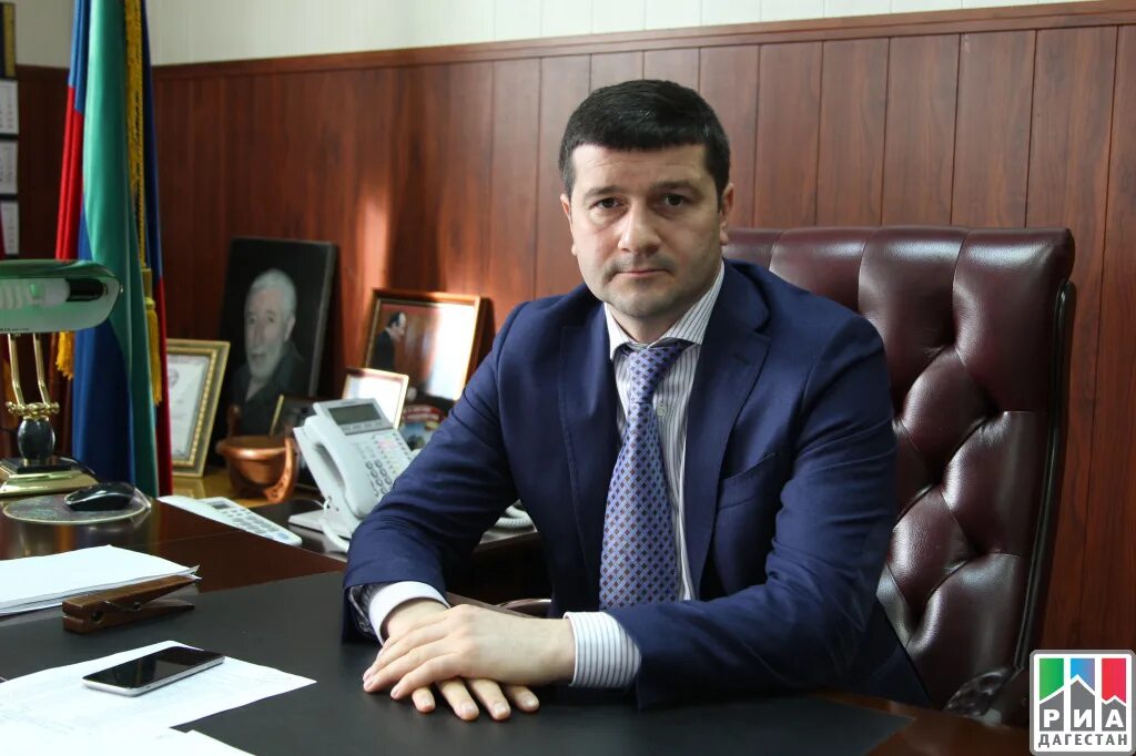 Руслан саид юсупов. Саид юсупов. Юсупов заирбек камильевич. Саид камильевич. Глава хунзахского района.