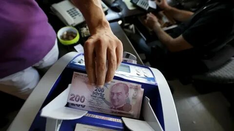 Поменять доллары в лиры
