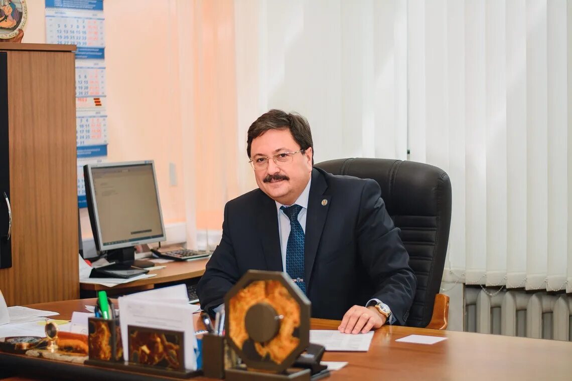 Ректор ульяновского государственного университета. Пеньков ульяновск ректор улгту. Костишко борис михайлович ульяновск. Ярушкина улгту. Костишко улгу.